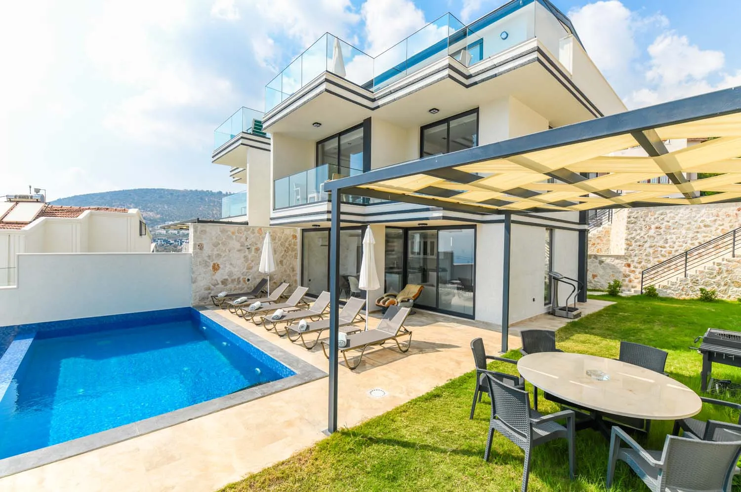 Ece Villa