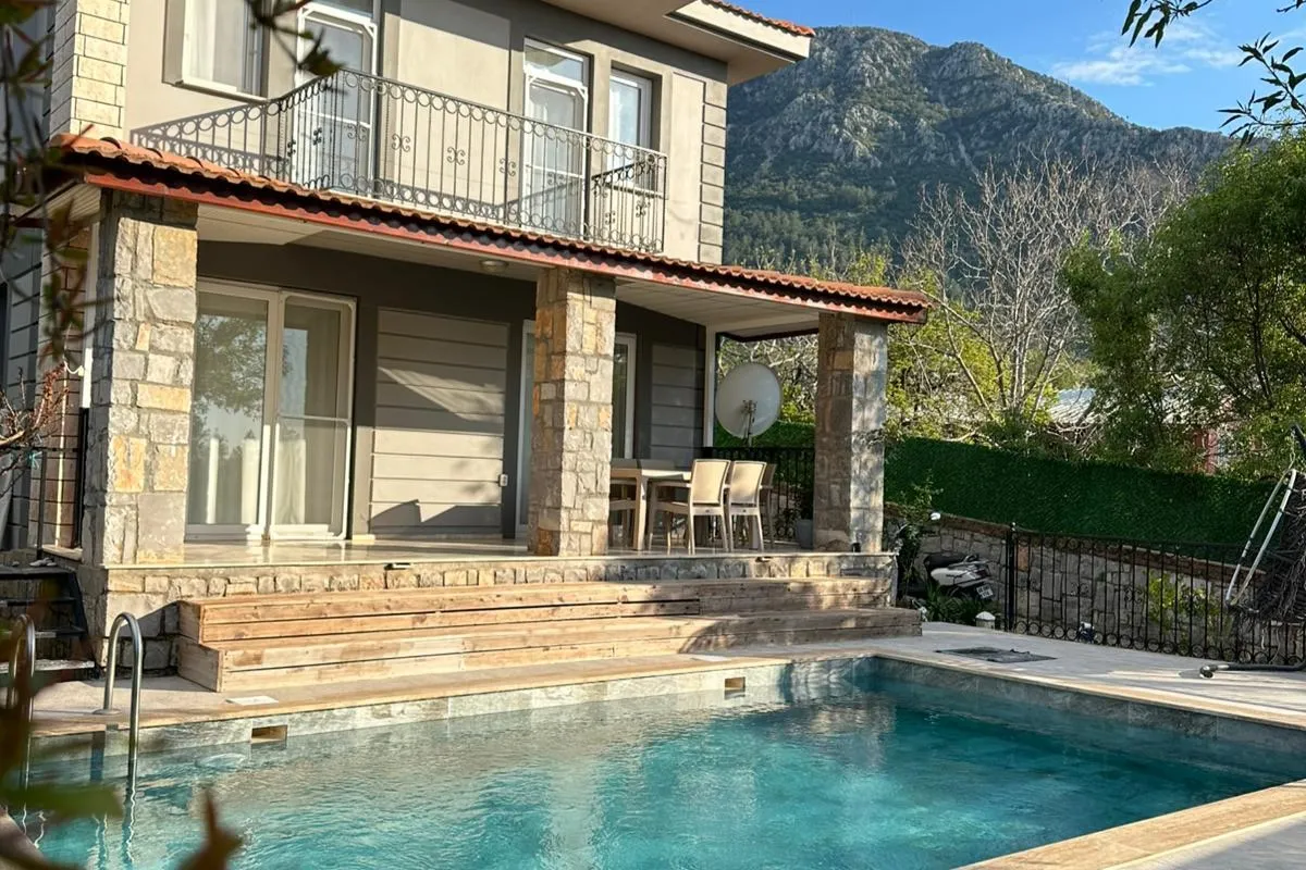 Almond Villa 2